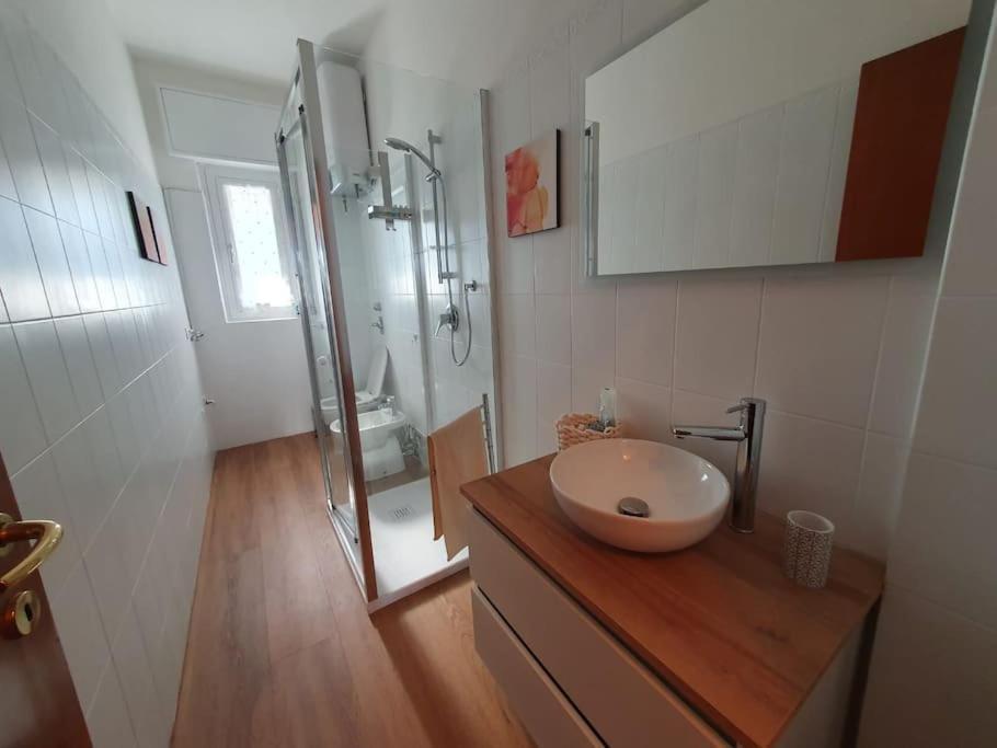 Sunhouse - Nuovo Accogliente Bilocale Appartement Milaan Buitenkant foto